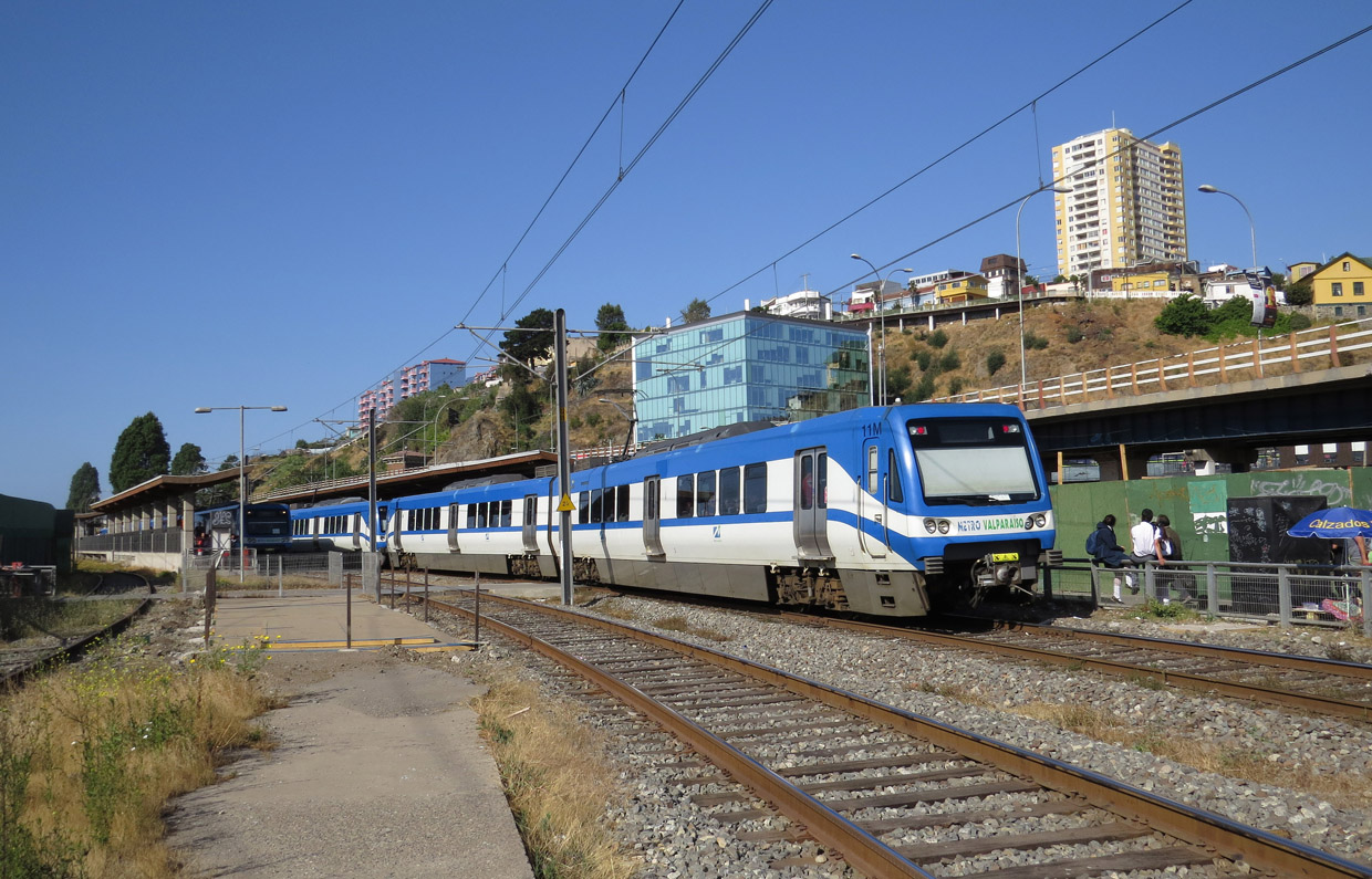 Valparaiso, Alstom X'Trapolis 100 nr. 11; Valparaiso — Suburban metro Valparaíso — Viña del Mar — Limache