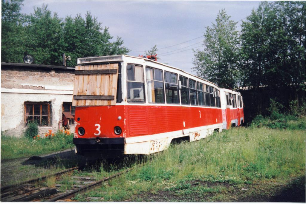 Karpinsk, 71-605 (KTM-5M3) č. 3