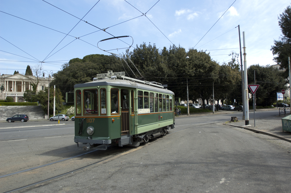 Рим, ATAC series "motrice 8 finestrini" № 907