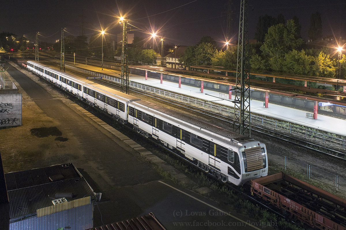 Будапешт, 81-717.2К № 266; Будапешт — Новые вагоны