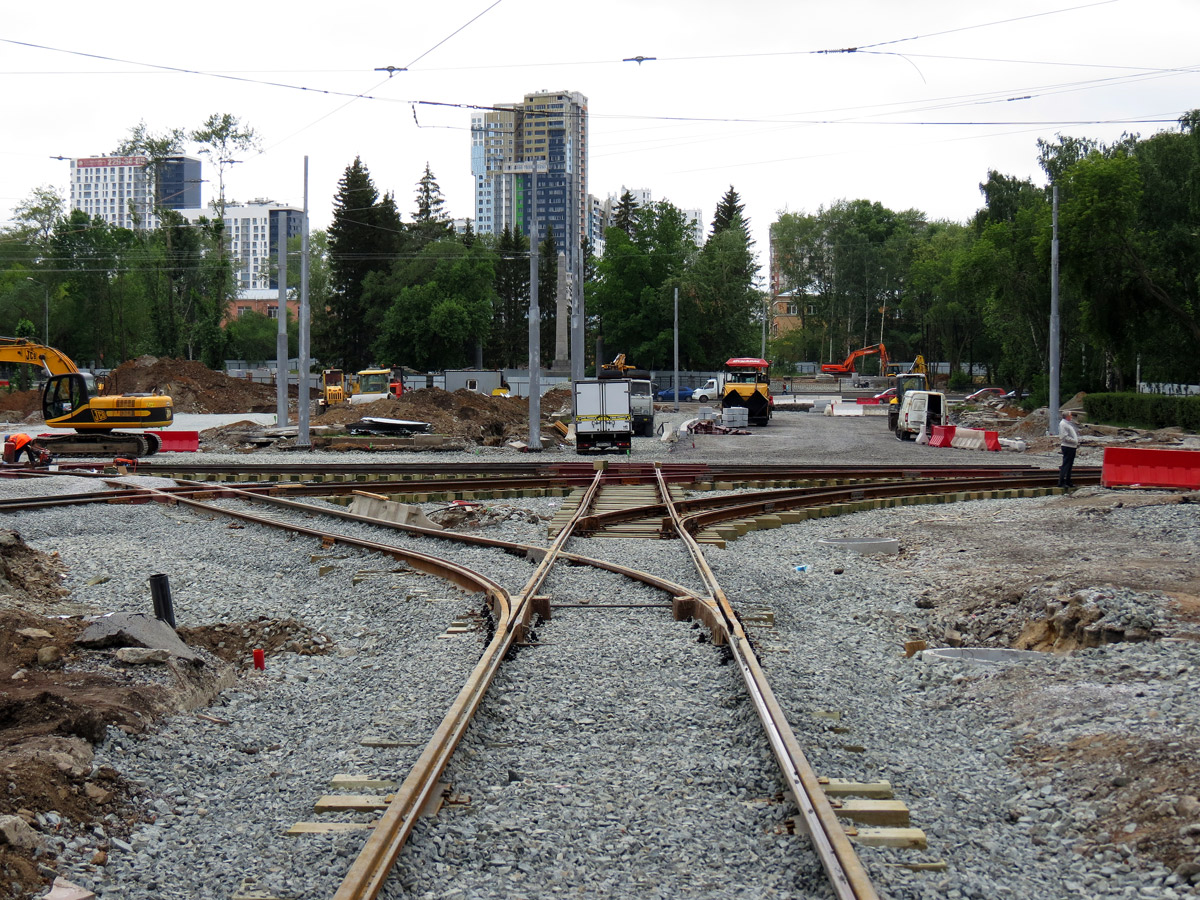 Yekaterinburg — The construction of a tram line along street Tatishcheva
