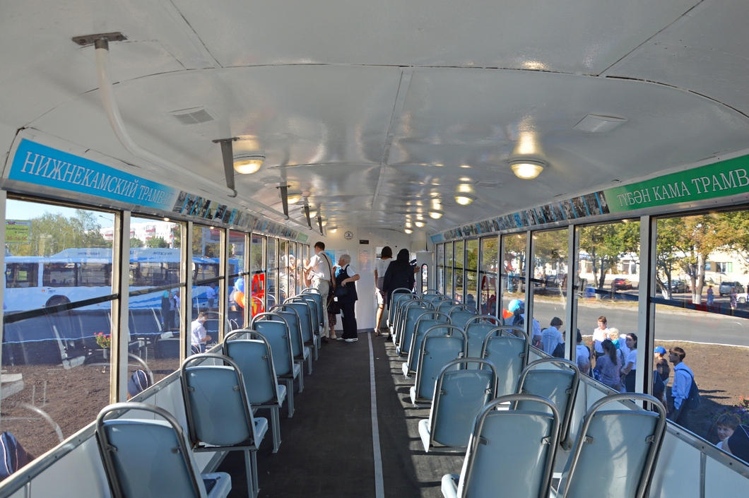 ნიჟნეკამსკი, RVZ-6M2 № 01; ნიჟნეკამსკი — Opening of the monument to the first tram