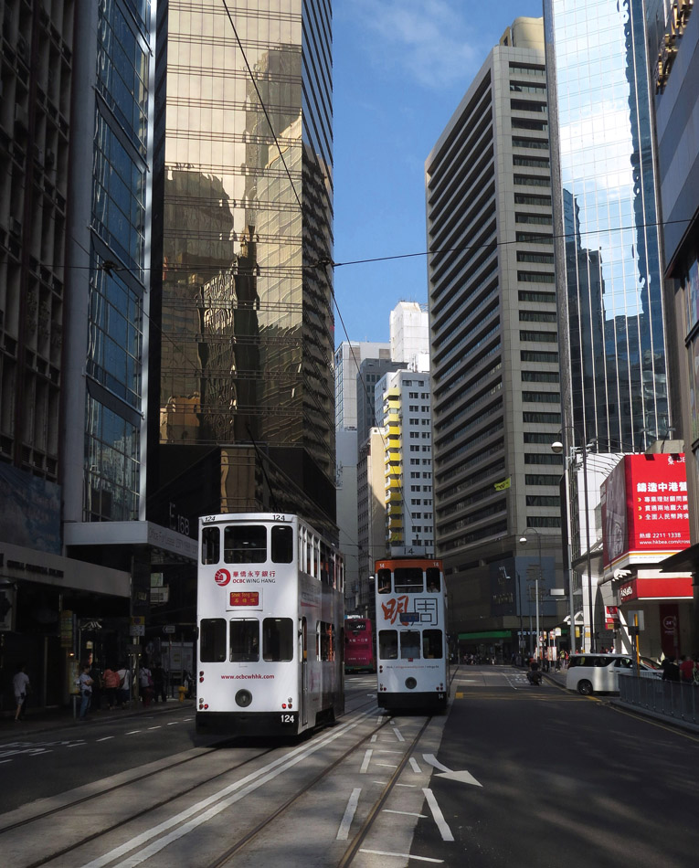 Hong Kong, Hong Kong Tramways VI № 124; Hong Kong, Hong Kong Tramways VI № 14