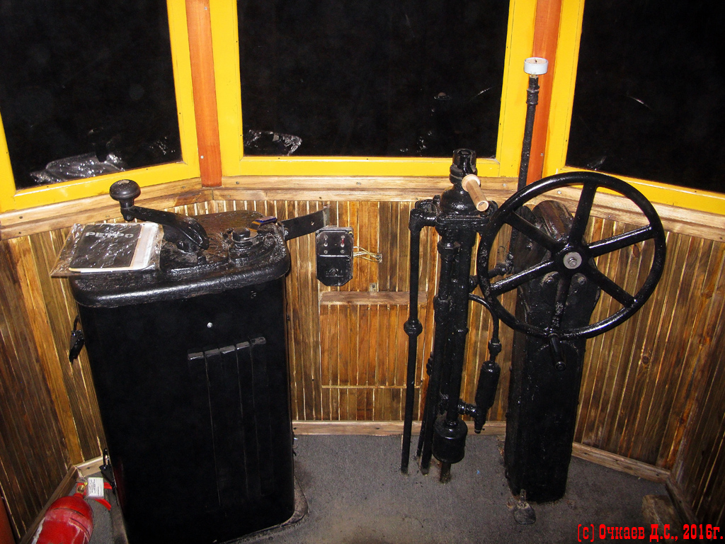 Saratov, Kh N°. 1; Saratov — A tour on a vintage tram at 01.10.2016