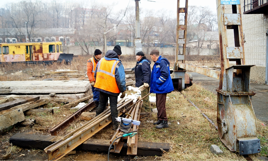 Wladiwostok — Division of the service rail