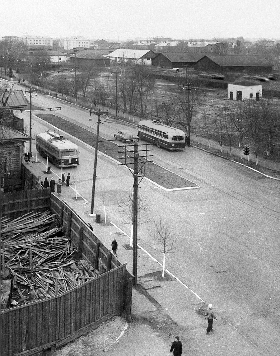Omsk, MTB-82D č. 65; Omsk — Historical photos