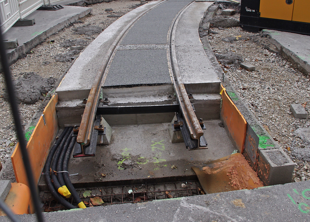 Gmunden – Vorchdorf – Lambach — Gmunden Strassenbahn — Traunseebahn Connector Construction