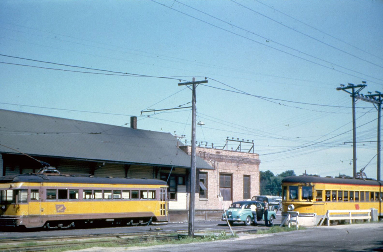 Cedar Rapids, Cincinnati Red Devil # 119; Cedar Rapids, Pullman interurban motor car # 120