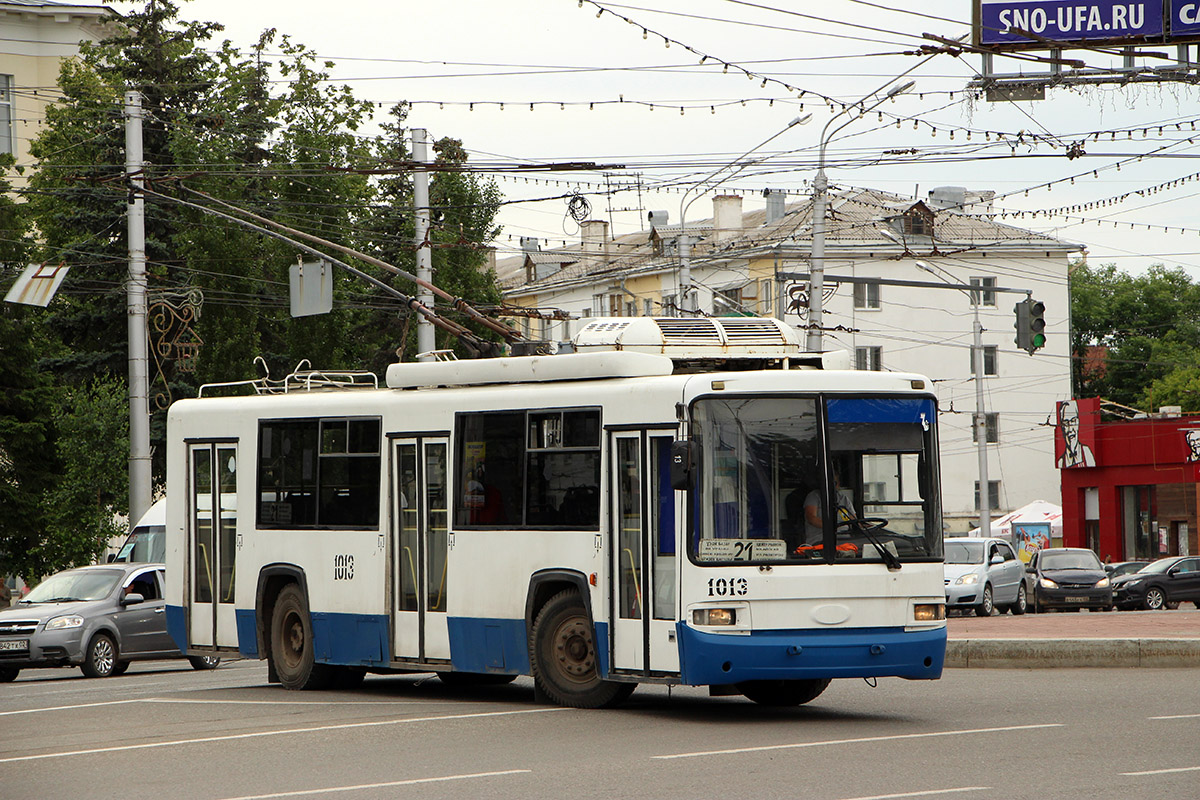 Ufa, BTZ-52767R Nr 1013