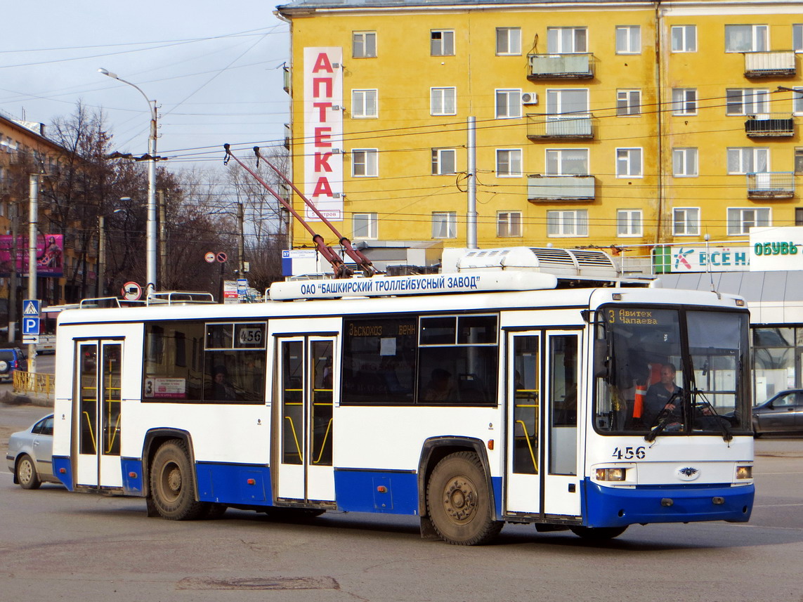 Киров, БТЗ-52767Р № 456