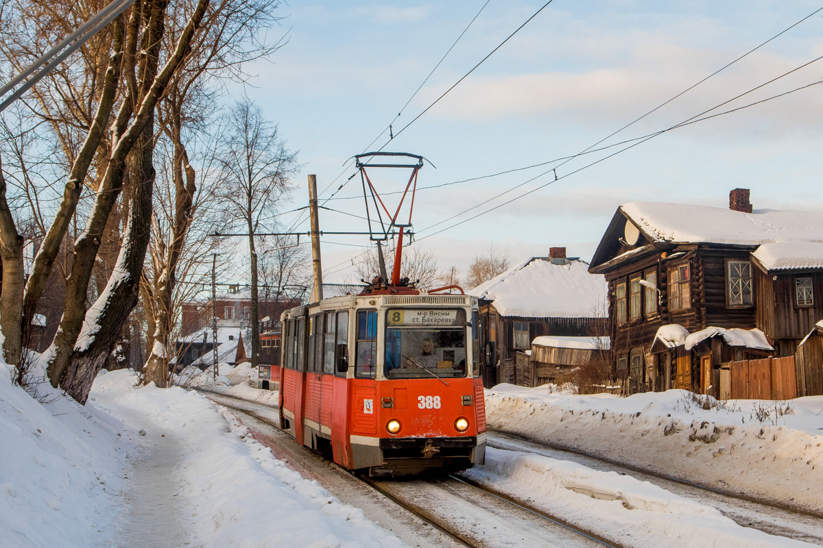 Perm, 71-605 (KTM-5M3) č. 388