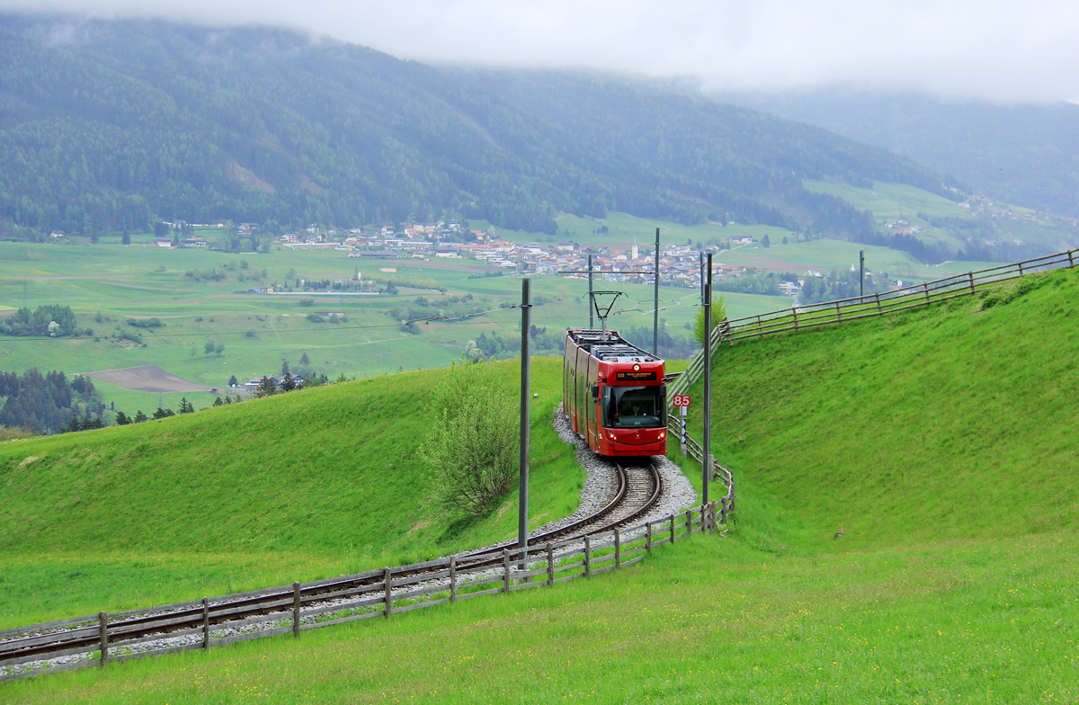 Инсбрук, Bombardier Flexity Outlook № 351; Инсбрук — Stubaitalbahn