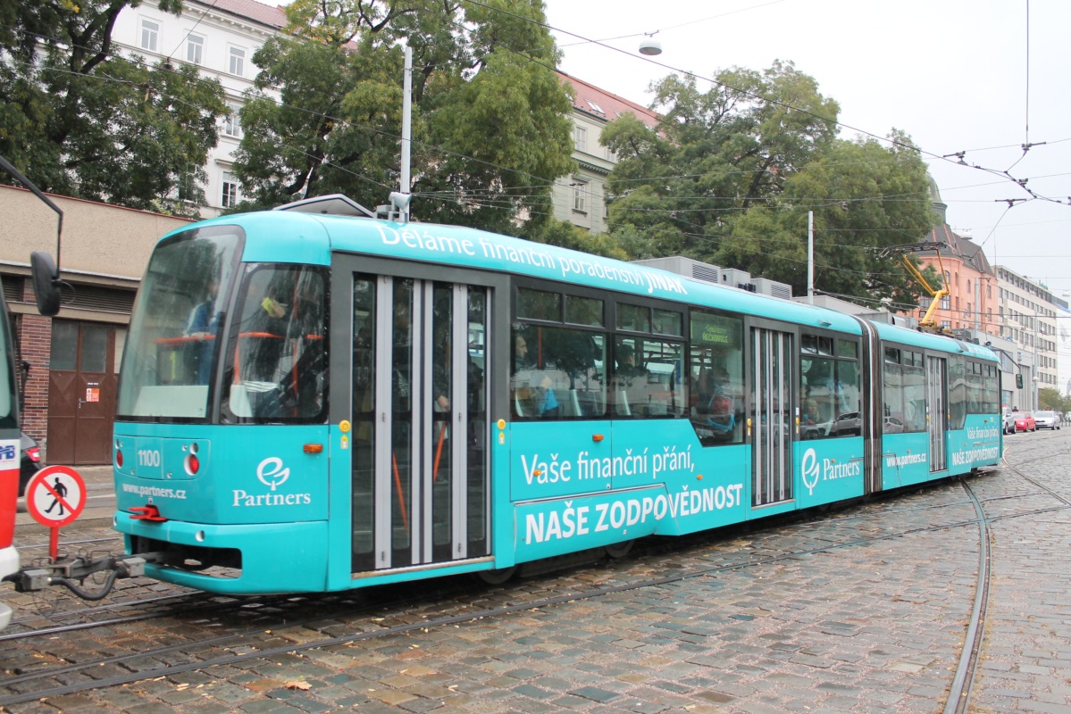 Brno, Vario LF2R.E № 1100