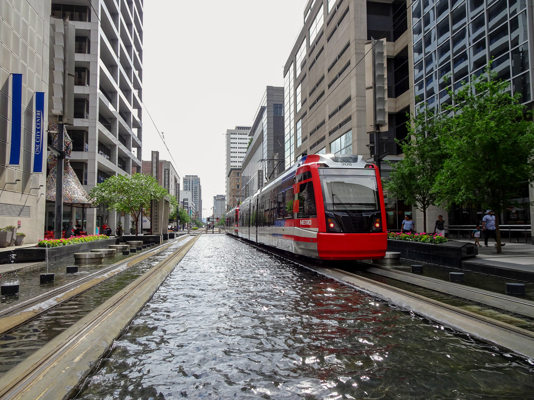 Houston, CAF Urbos 70 № 308; Houston — Miscellaneous photos