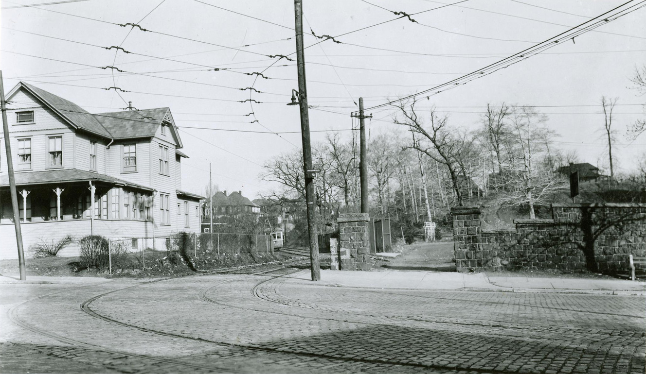 New York — New York & Queens County Railway Co. — Miscellaneous Photos