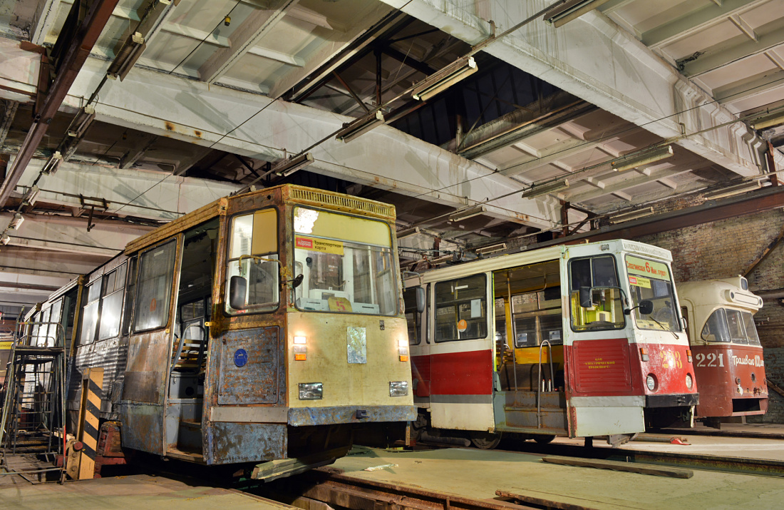 Vladivostok — Trams' Maintenance and Parts