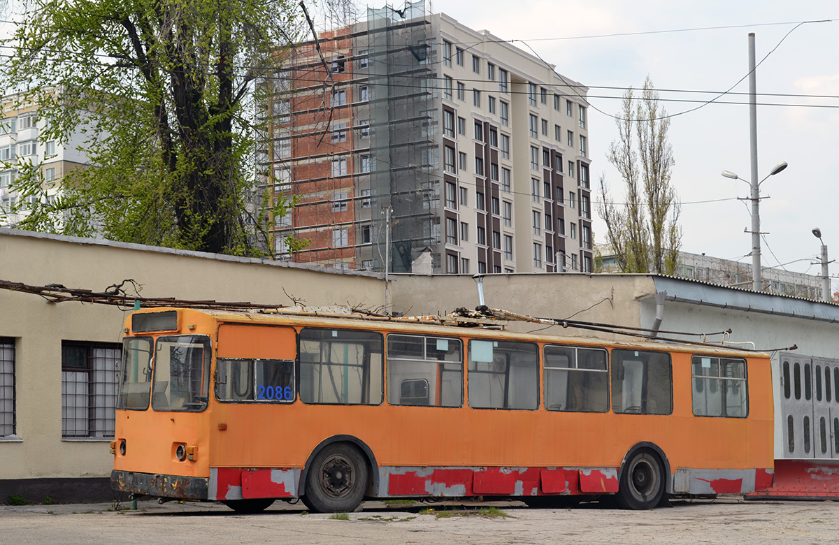 Chișinău, ZiU-682UG # 2086