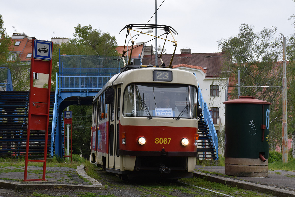 Praga, Tatra T3M2-DVC Nr. 8067
