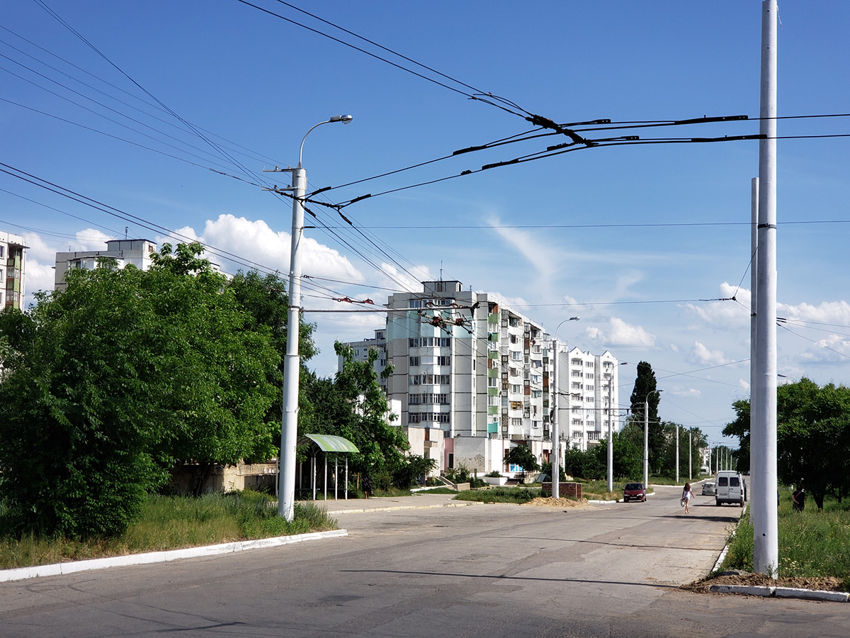 Bender — Construction of a trolleybus line on the streets of Leningradskaya and Matsnev