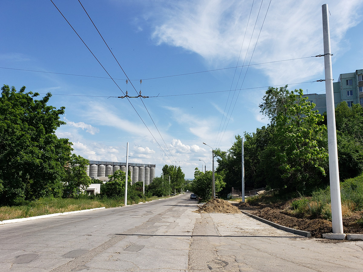 Bender — Construction of a trolleybus line on the streets of Leningradskaya and Matsnev