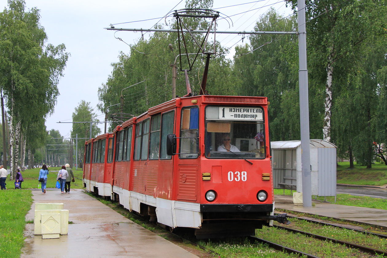 Novopolotsk, 71-605 (KTM-5M3) č. 038