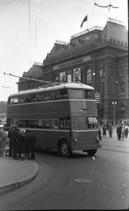 Moscow, YaTB-3 № 1001; Moscow — Historical photos — Double-Decker trolleybuses (1937-1953)