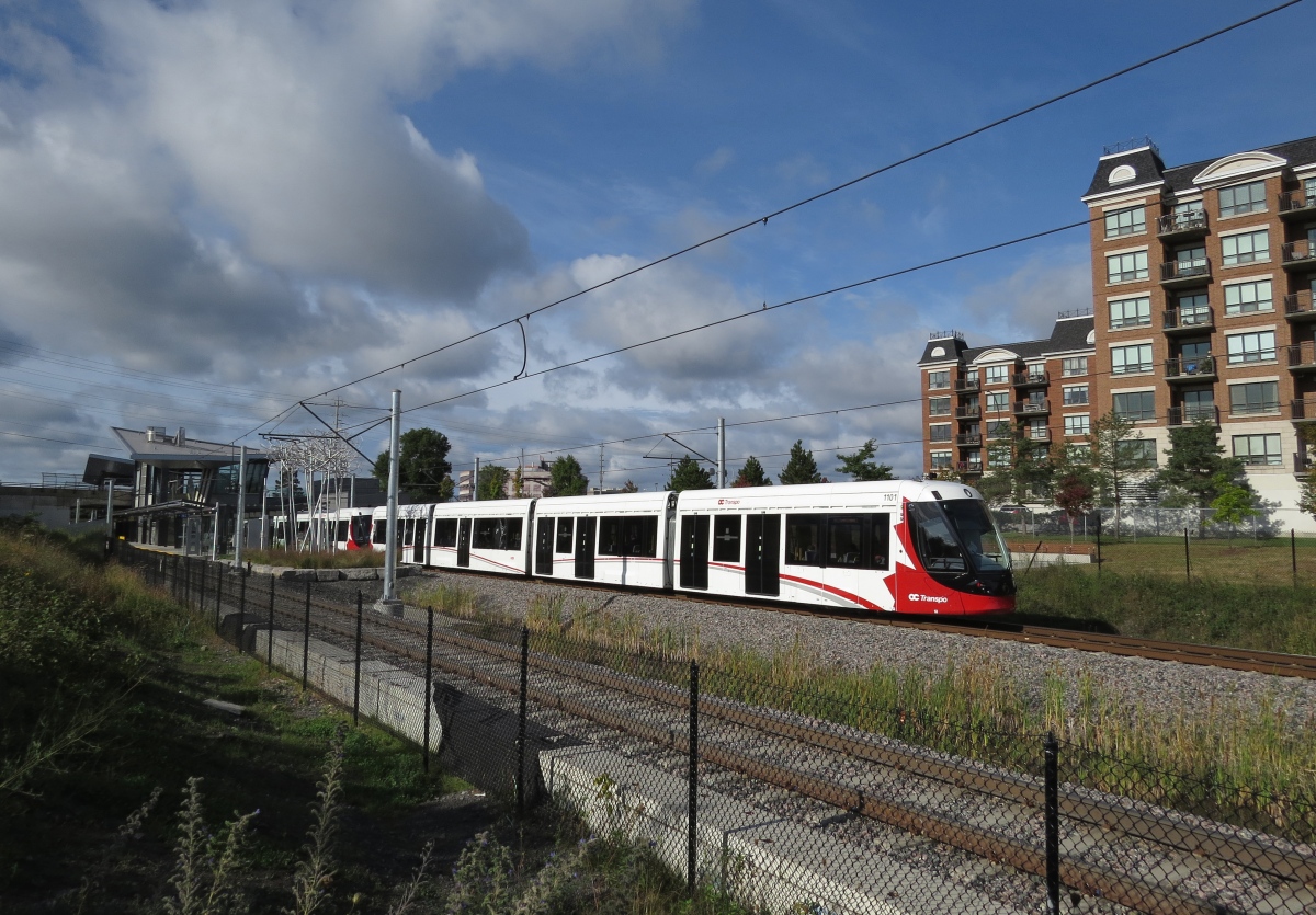 Оттава, Alstom Citadis Spirit № 1101; Оттава — Линия 1 (Confederation Line) — Линия лёгкого метро — Станции