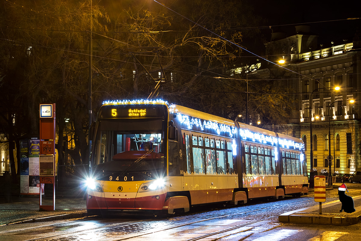 Praha, Škoda 15T6 ForCity Alfa Praha nr. 9401; Praha — Christmas tram