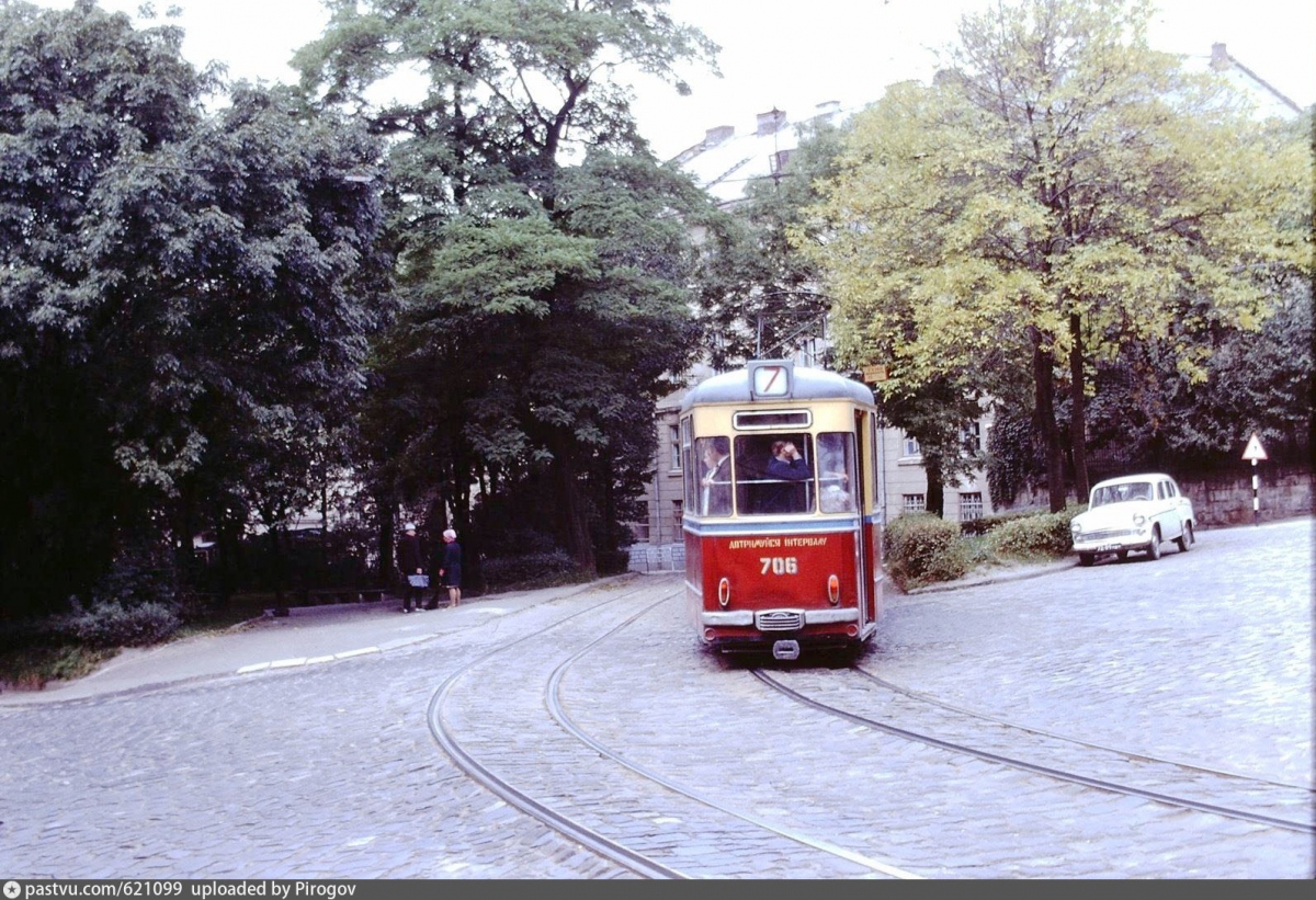 Львов, Gotha G4-61 № 606-706