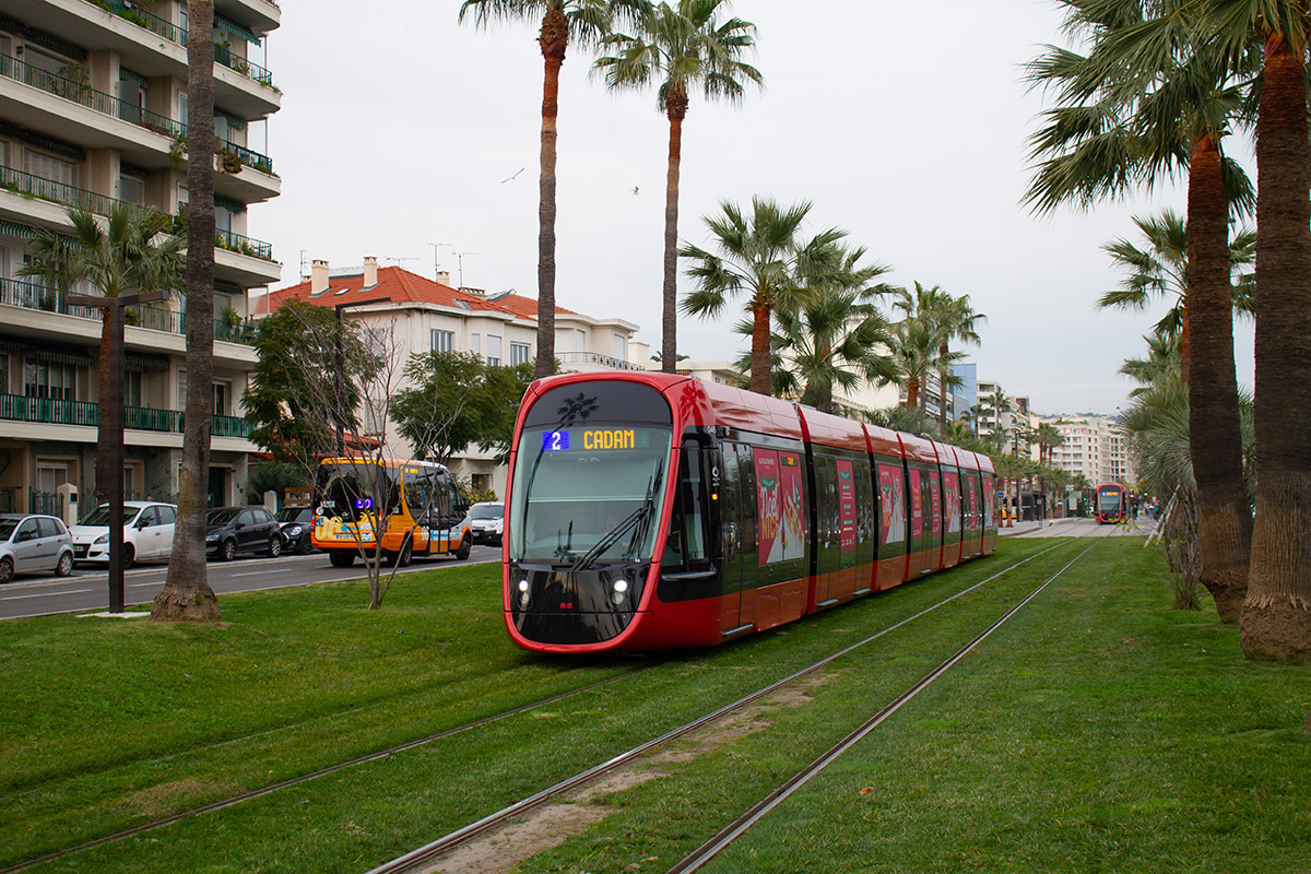 Ницца, Alstom Citadis 405 № 046