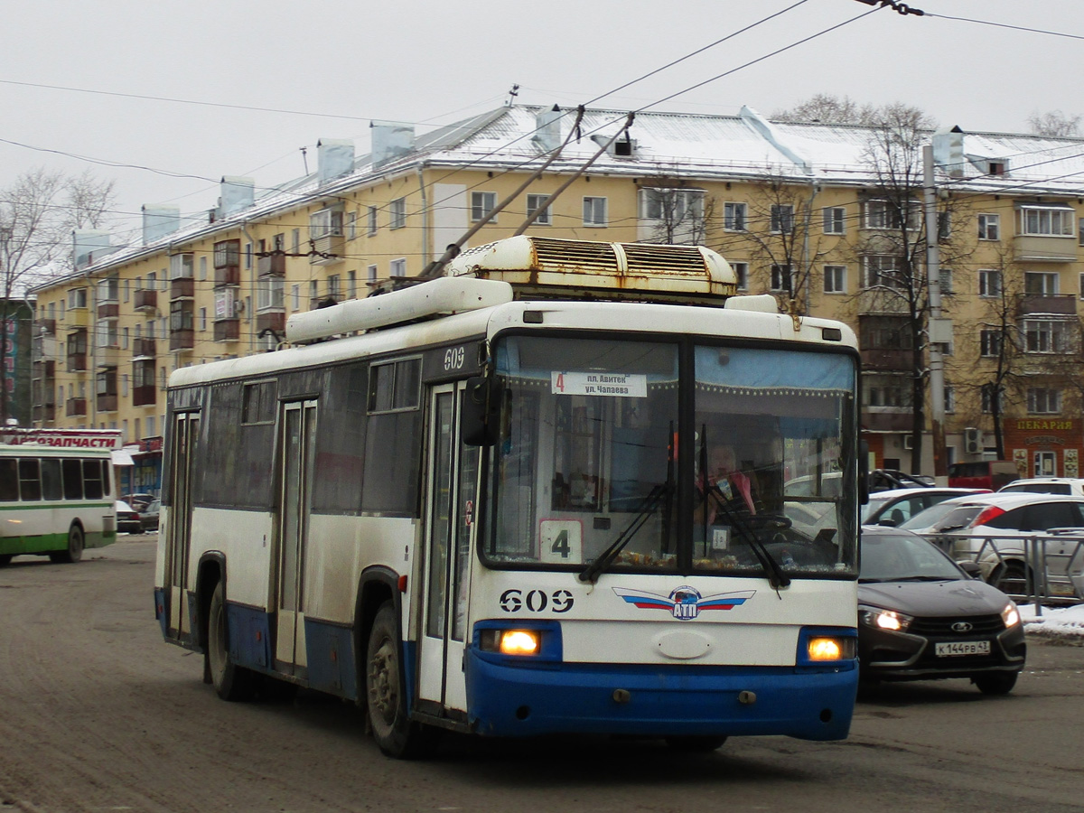 Kirov, BTZ-52768A č. 609