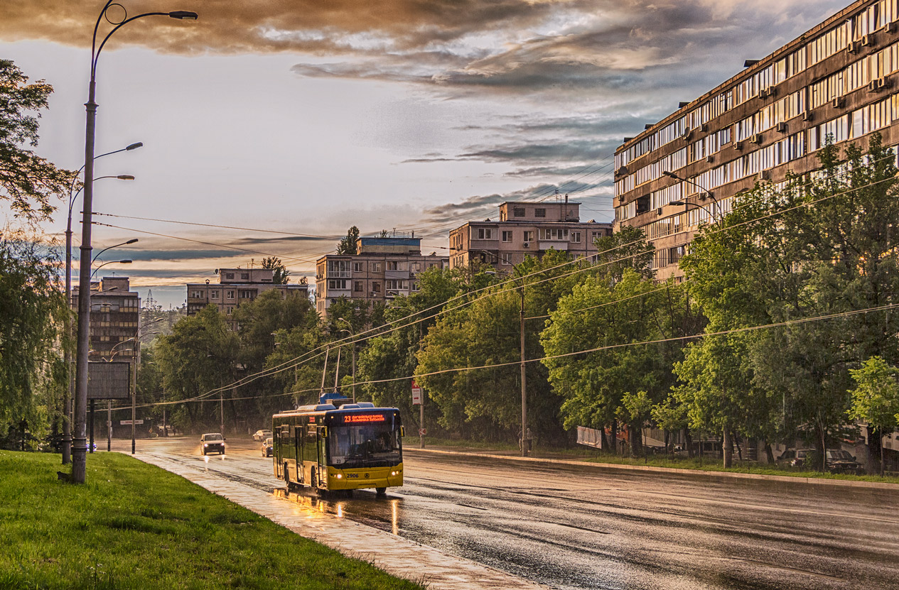 Kyjev — Trolleybus lines: Syrets, Dorohozhychi, Lukianivka, Shuliavka