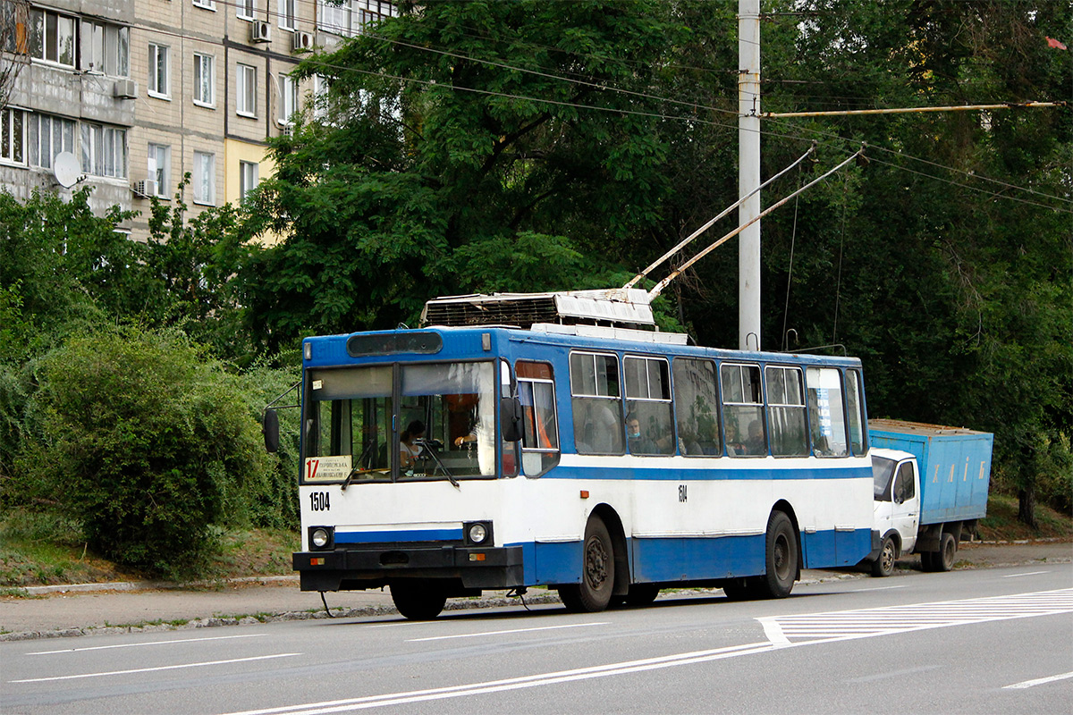 Dnipras, YMZ T2 nr. 1504