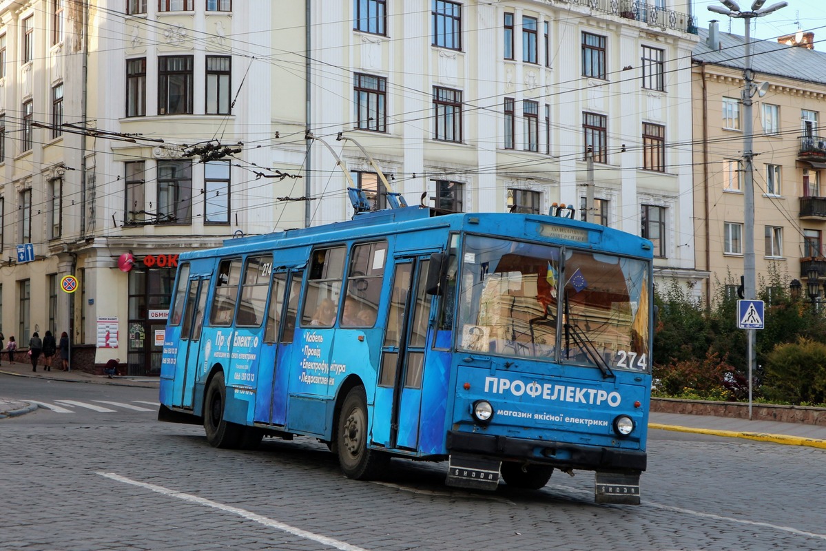 Tšernivtsi, Škoda 14Tr02/6 # 274