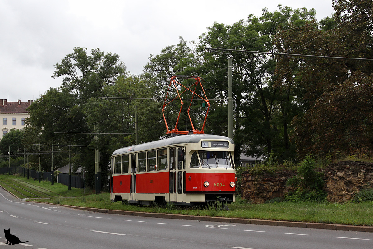 Prag, Tatra T2R Nr. 6004; Prag — Photo trip "T2 tramways near Prague castle"