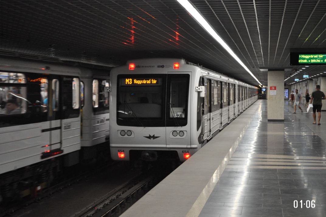Будапешт, 81-717.2К № 654