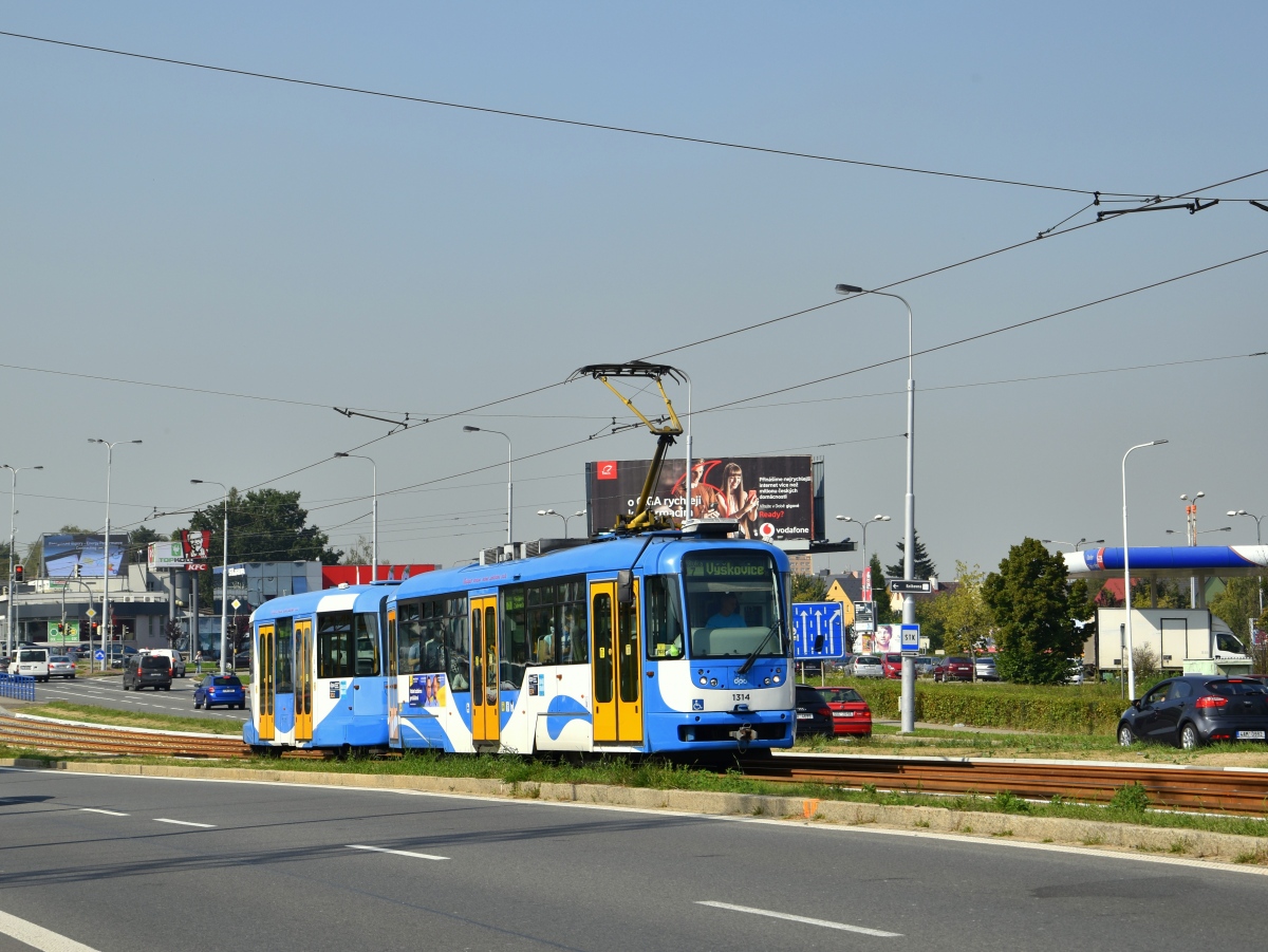 Ostrava, Vario LFR.E # 1314; Ostrava, VV60LF # 302
