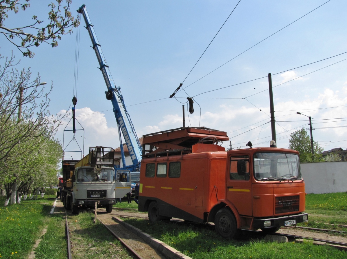 Botoșani — Delivery of modernized Tatra T4D-MT tram cars from Dresden (28.04.2011); Botoșani — Service vehicles of the tram system