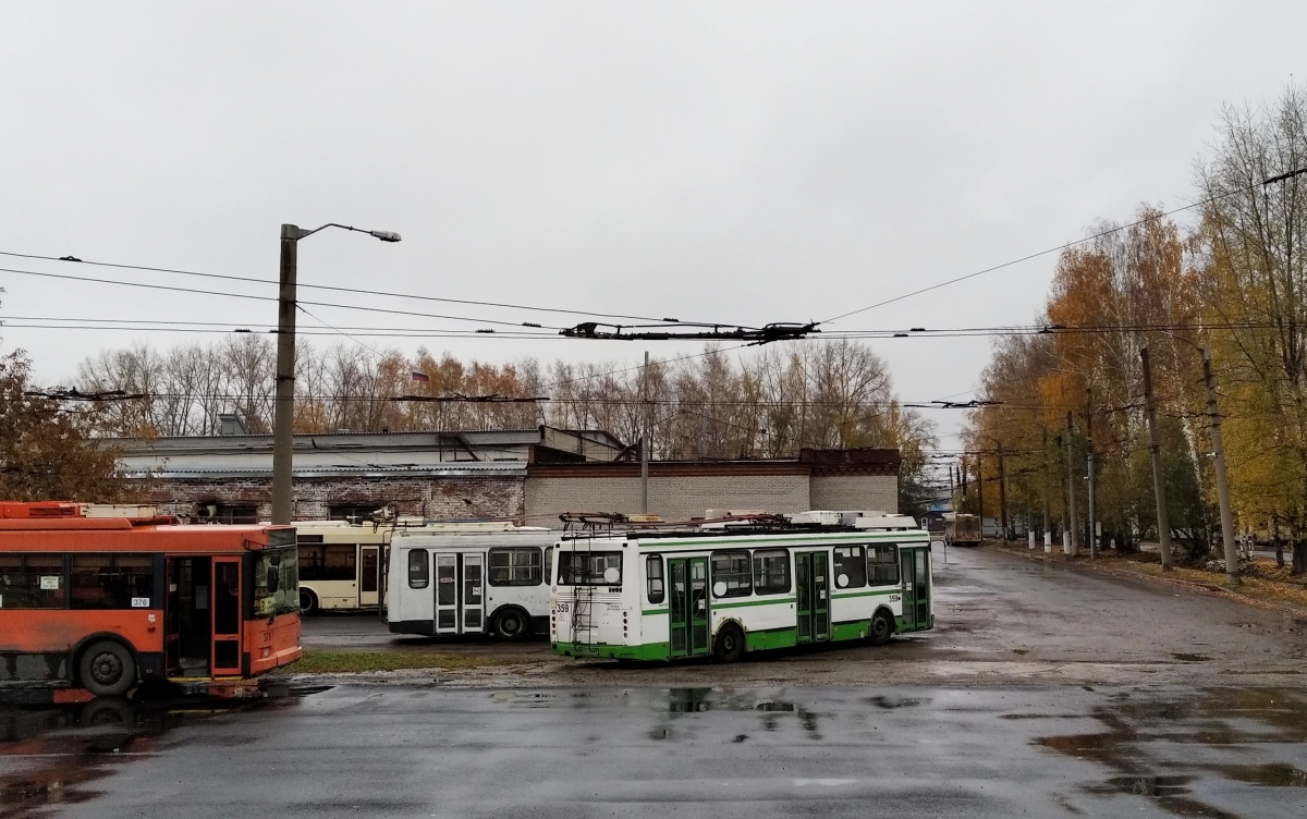 Tomsk, LiAZ-5280 (VZTM) Nr 359; Tomsk — Trolleybus Depot