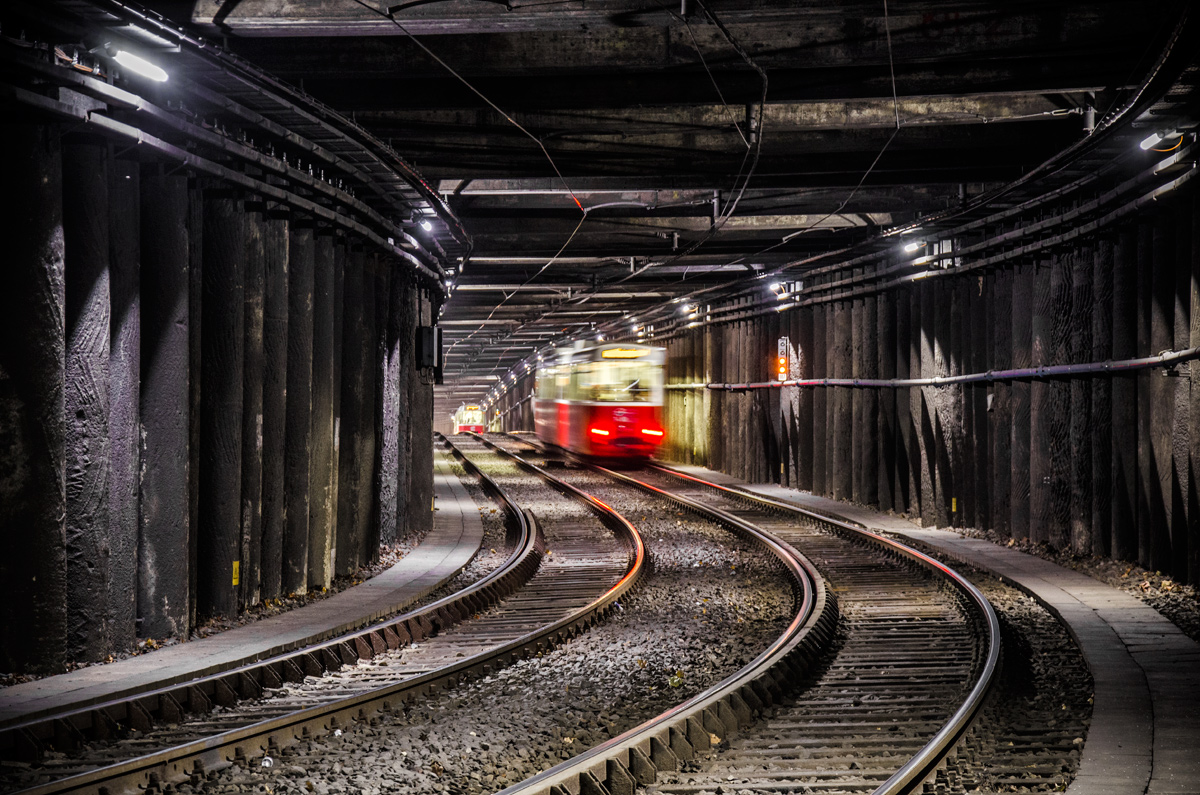 Wiedeń — Undeground Light Rail — USTRABA (Unterpflasterstrassenbahn)