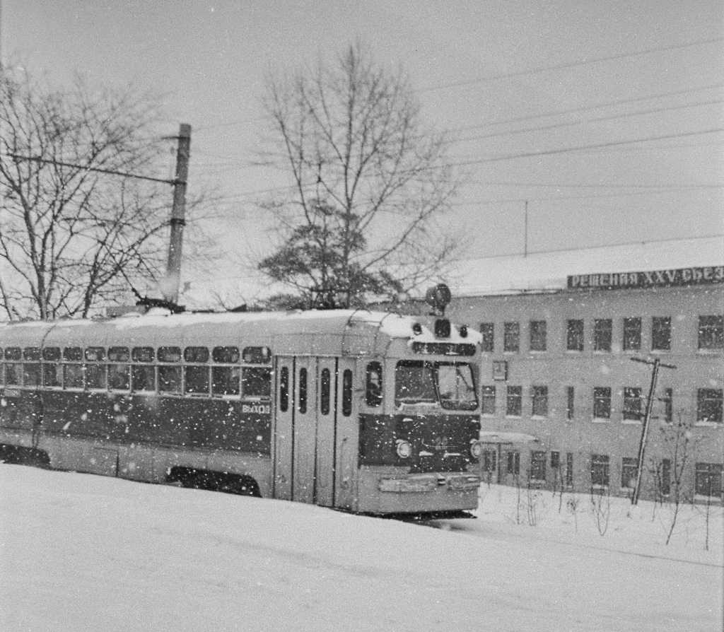 Златоуст, МТВ-82 № 22; Златоуст — Старые фотографии (до 1991 г.)