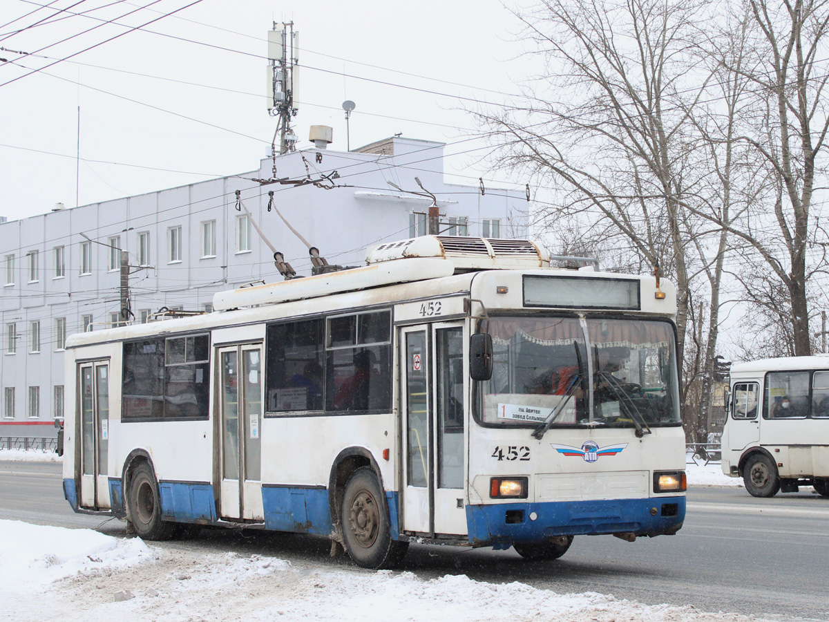 Kirov, BTZ-52764R N°. 452