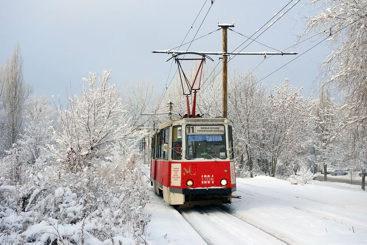 Саратов, 71-605 (КТМ-5М3) № 1204