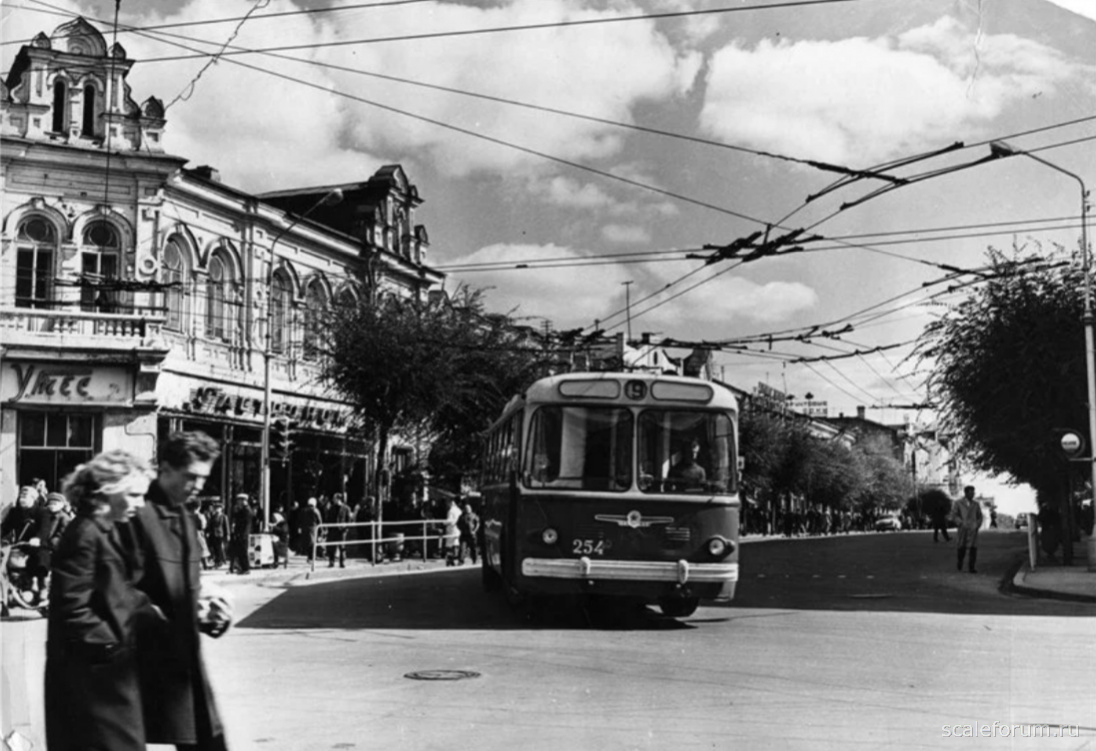 Samara, ZiU-5 Nr 254; Samara — Historical photos — Tramway and Trolleybus (1942-1991)