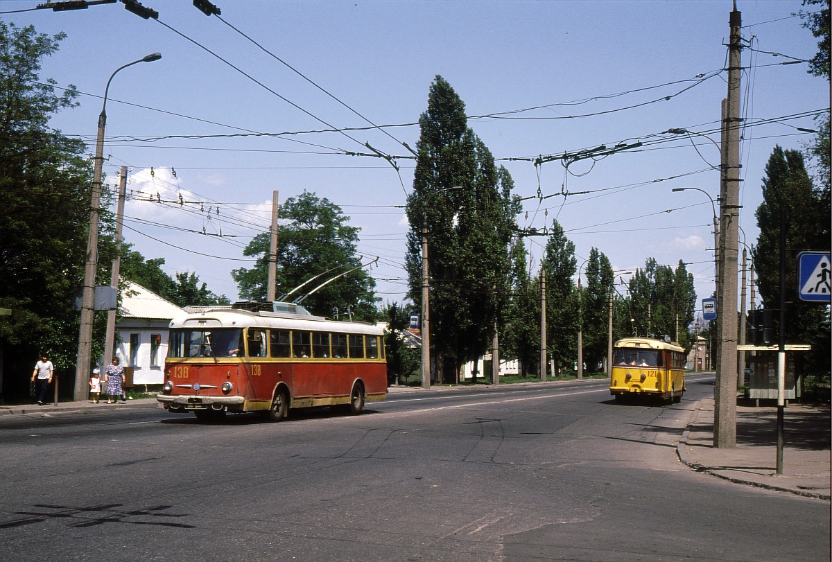 Луганск, Škoda 9Tr № 138; Луганск, Škoda 9Tr № 121