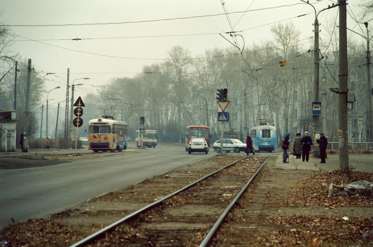 Komsomolsk-on-Amur, RVZ-6M2 č. 161; Komsomolsk-on-Amur, RVZ-6M2 č. 141; Komsomolsk-on-Amur — Tramway Lines and Infrastructure