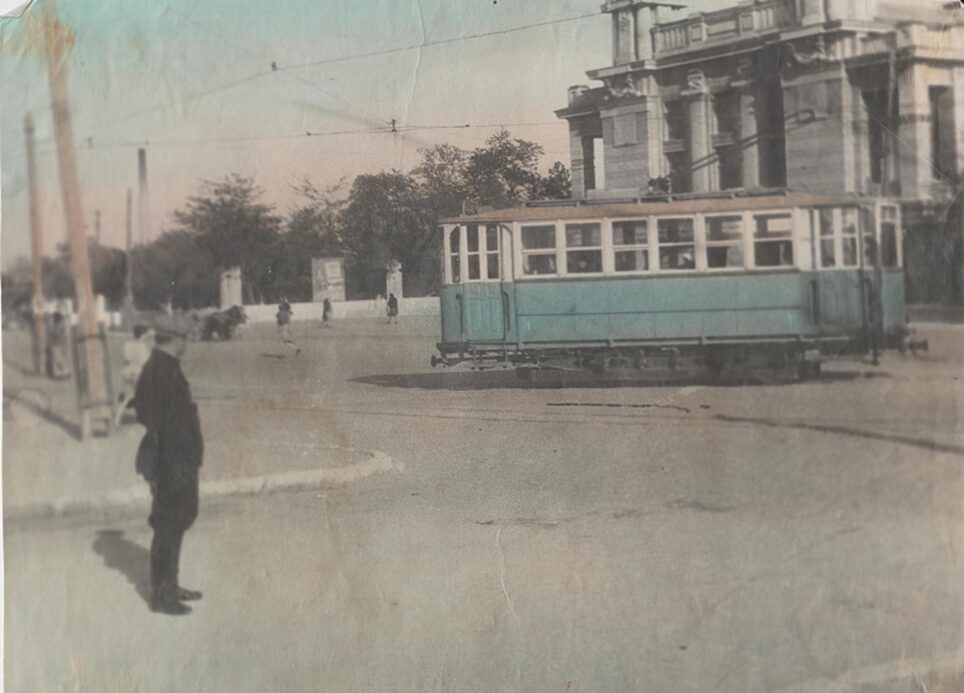 Євпаторія, Двухосный моторный Мытищинского завода № 1; Євпаторія — Исторические фотографии