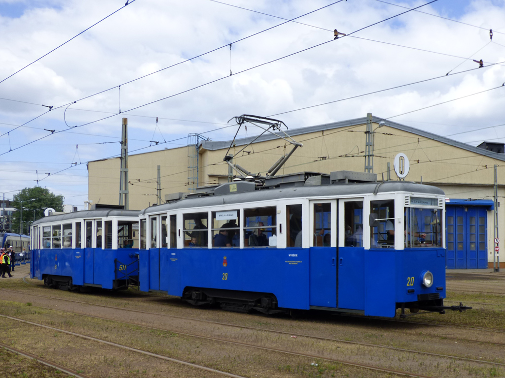 Kraków, Konstal N # 20; Kraków — Parade of historic "N" type trams