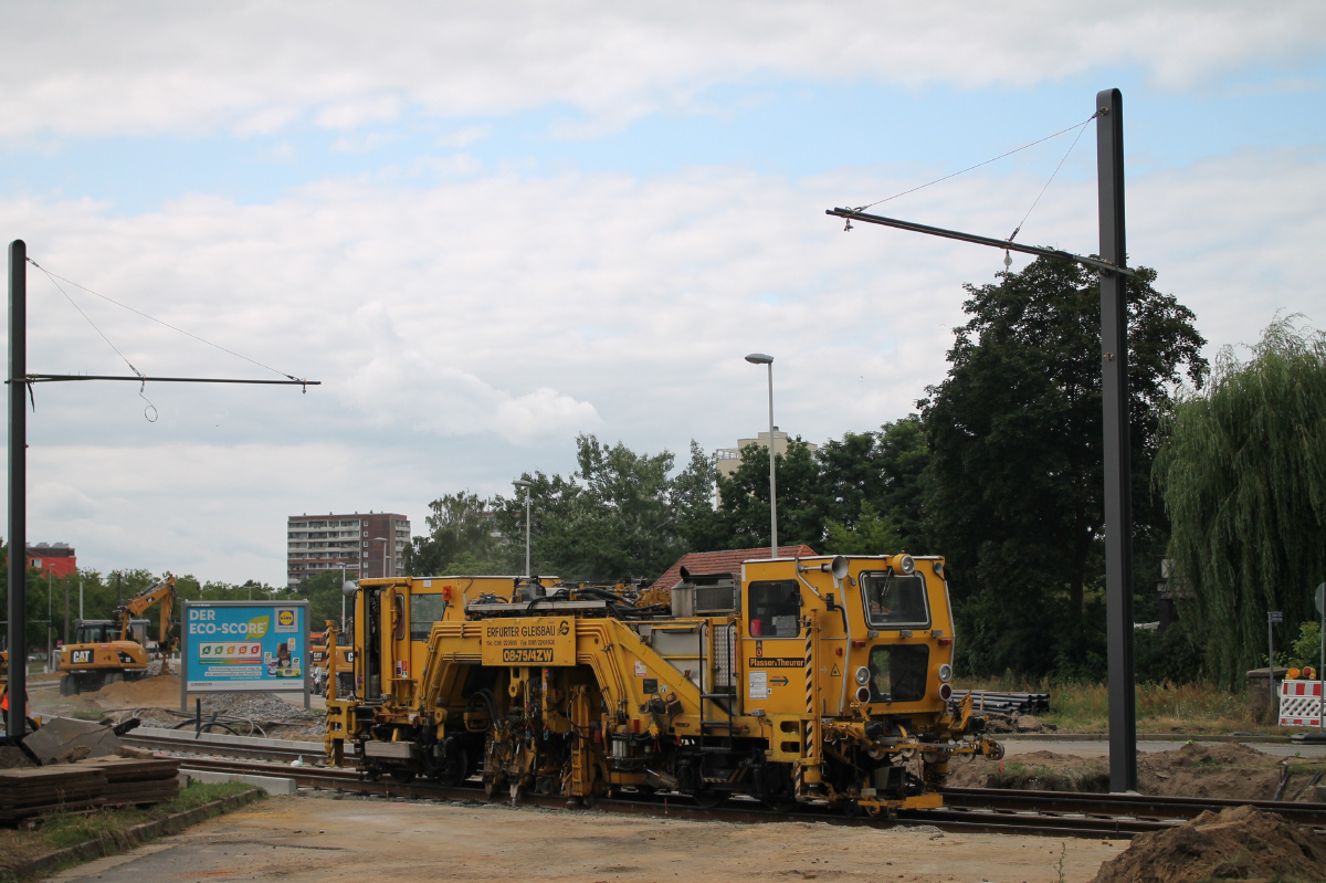 Cottbus — Reconstruction of the tramway line at Thiemstraße / Hagenwerderstraße; Cottbus — Service vehicles of the tram