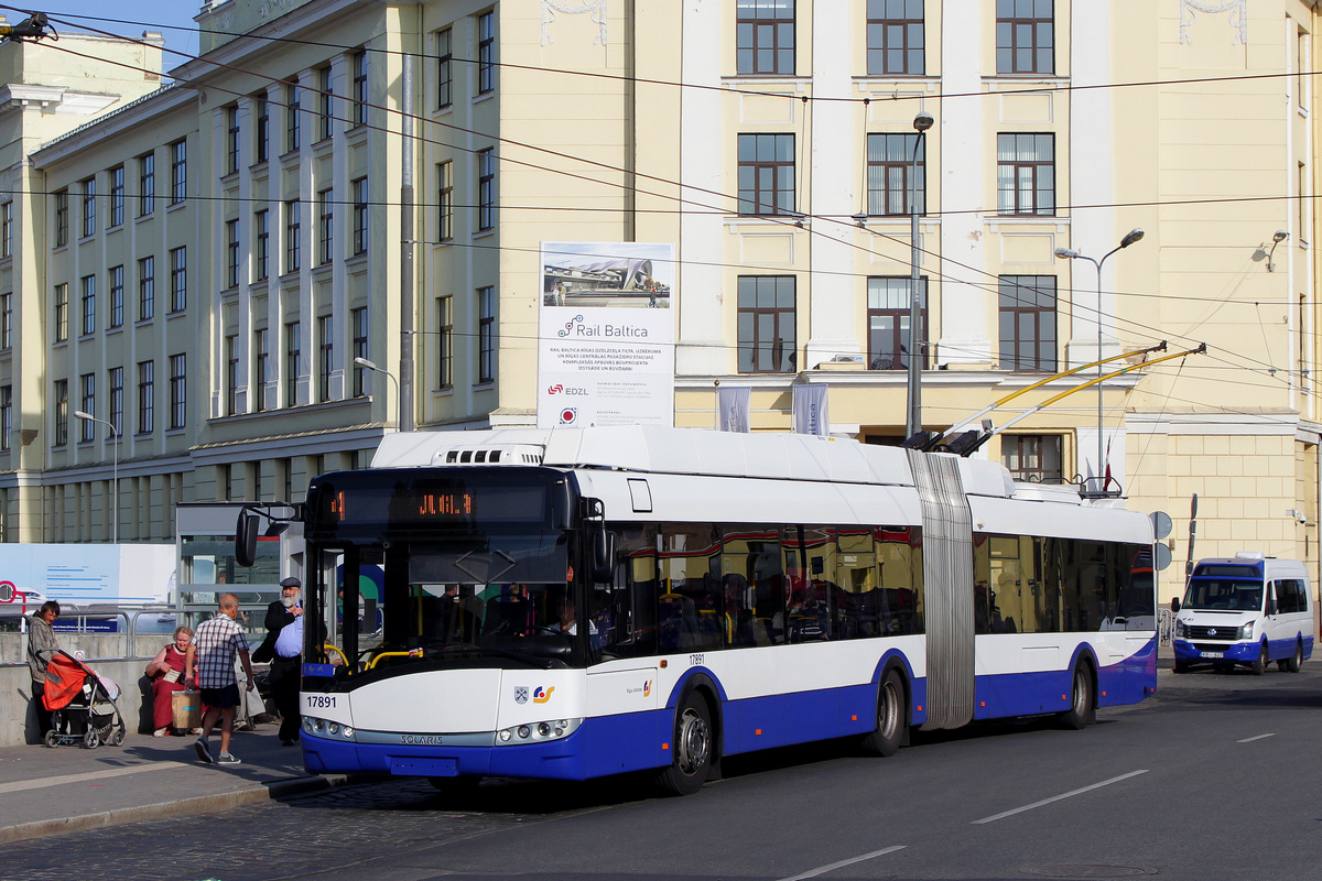 Riga, Škoda 27Tr Solaris III č. 17891